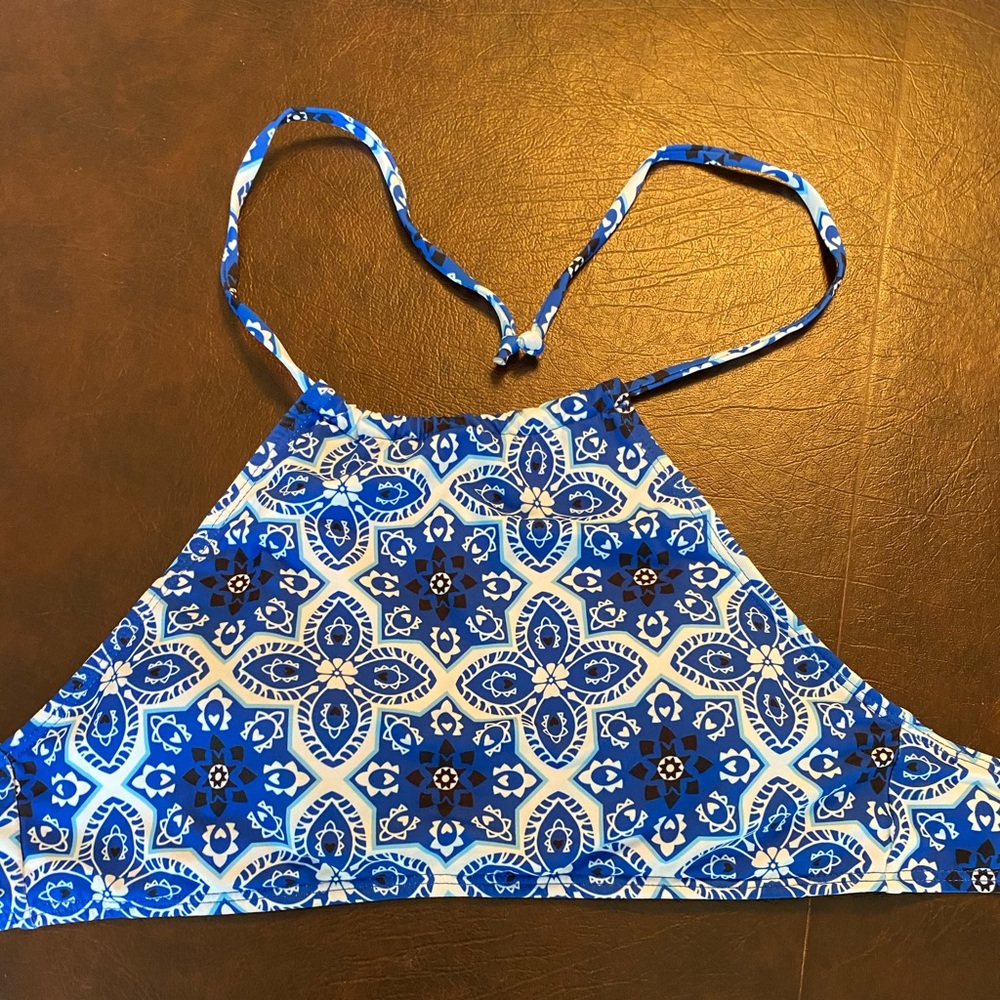 Ekouaer Swim Halter Top - EUC